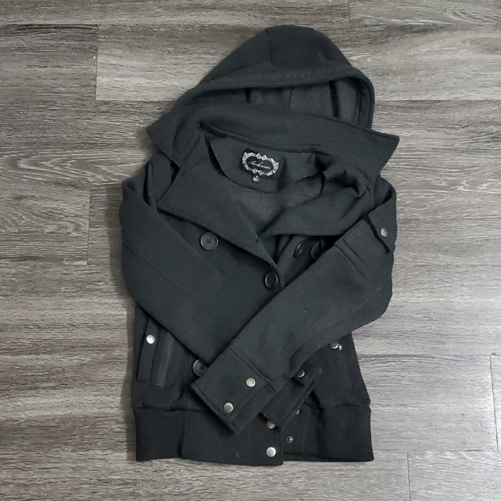 Ambiance dark gray peacoat